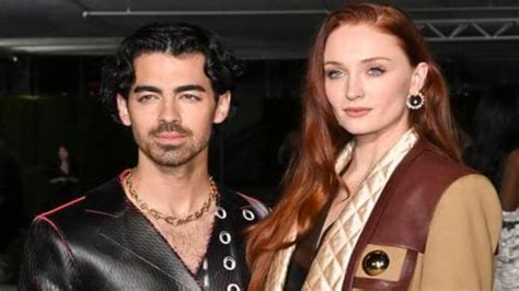 Joe Jonas Y Sophie Turner Rompen Silencio Sobre Su Divorcio