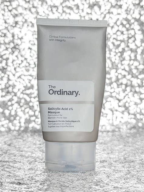 Хороша маска від чорних цяток | MAKEUP Club