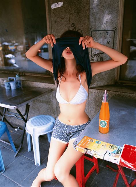 Hoshino Aki Highres Photo Medium Bikini Bikini Top Only Clothes Lift Shirt Lift Shorts