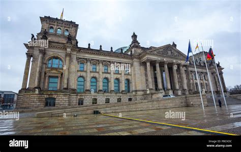 reichstag building  german government  berlin stock photo alamy