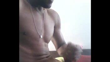 Porno Gay Negro E Braco Sarados Batendo Punheta Juntos Videos Porno