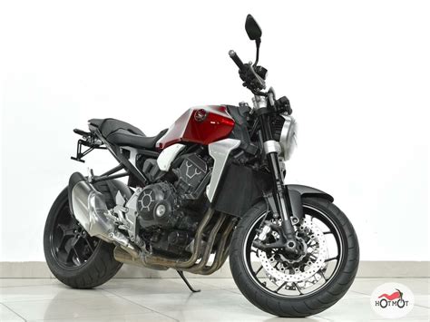 Купить б у Honda CB 1000R инжектор 6 передач в Москве красный naked bike 2019 года на Авто ру