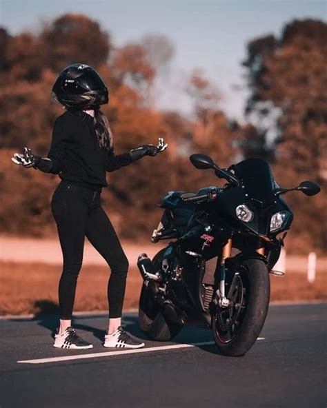 La Belleza En Movimiento Supermotos Y Chicas Deslumbrantes En Acci N Hot News Today