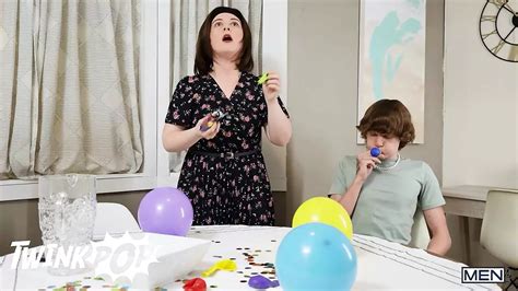 Porno Spikey Dee Gay Vidéos 2025 Scènes de sexe de star du porno xHamster