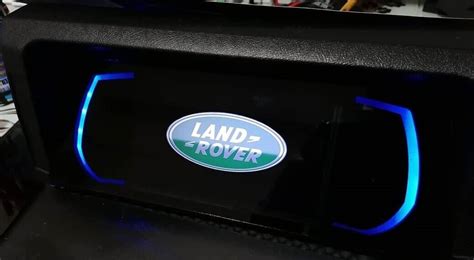 LAND ROVER DEFENDER DIGITAL DASHBOARD for Sale - emgCarTech