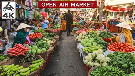 4K Open Air Market in Hanoi 1 Food Clothes 하노이 여행 वयतनम