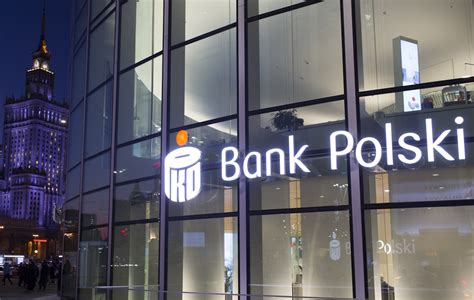 Pko Bank Polski Daje Klientom Ekologicznie Innowacyjne Karty