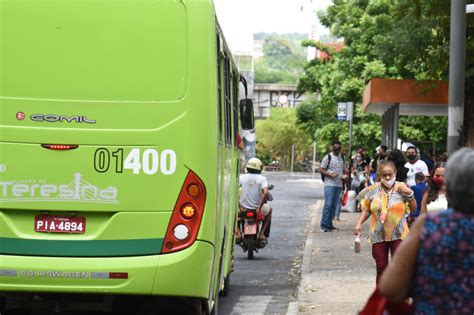 Frota de ônibus reduz em Teresina por conta das férias escolares