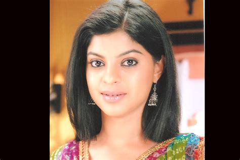 Sneha Wagh On Choosing The Television Show Bollywood Dhamaka