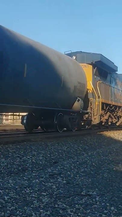 CSX 7216 LEADS - YouTube