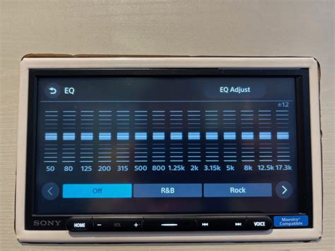 Sony XAV-AX6000 vs XAV-AX4000 Review - Car Stereo Reviews & News ...
