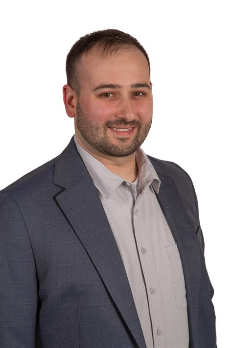 Vahid Mirjamali Real Estate Investor 10