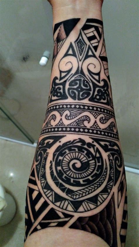 Maori Tattoos In Black And White Designs Maoritattoos Tatuagem