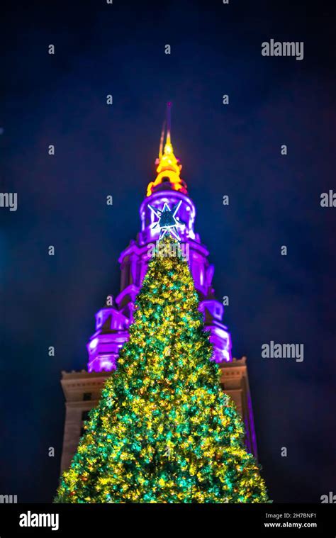 Cleveland Public Square Christmas Lights Stock Photo Alamy