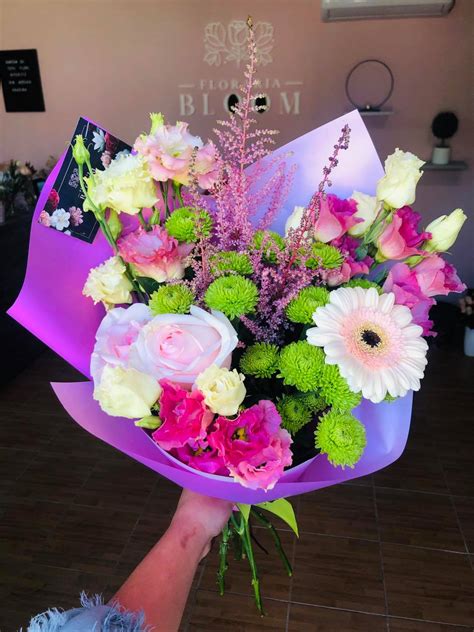 Buchet De Flori Mixt Floraria Bloom Iasi Florarie Comenzi Online