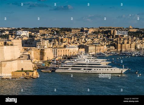 Fort Saint Angelo Birgu Waterfront Vittoriosa Malta Stock Photo Alamy