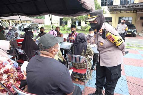 Polres Subang Salurkan Bantuan Tunai Rp Ribu Lampusatu