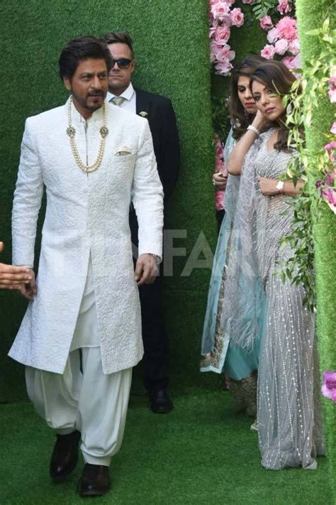 Shah Rukh Khan and Gauri Khan steal the show at Akash Ambani and Shloka ...