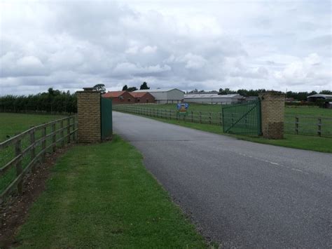 Entrance To Rand Park Farm J Hannan Briggs Cc By Sa Geograph