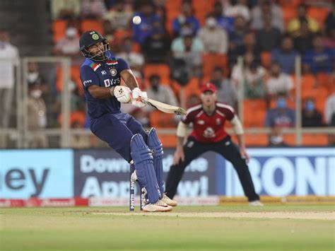 IND vs ENG: Rishabh Pant Plays Astonishing Reverse Scoop Off Jofra ...