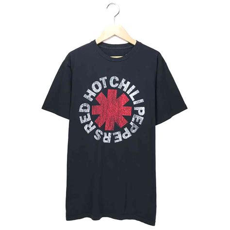 T L Red Hot Chili Peppers T
