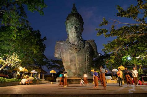 Garuda Wisnu Kencana Cultural Park – Gravity Hotels & Resorts