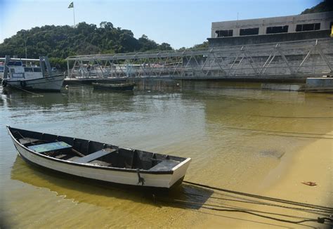 A Gazeta Aquavi Rio Barco Chega Ao Es E Passarela De Vila Velha