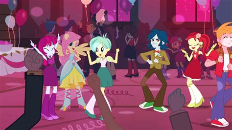 Image Fluttershy Dancing With Students Egpng My Little Pony