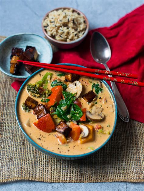 Veganes Rotes Erdnuss Thai Curry Mit Ger Stetem K Rbis