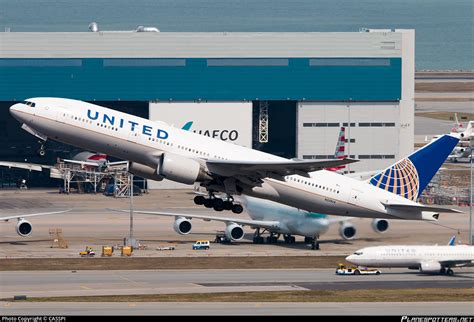 N Ua United Airlines Boeing Er Photo By Casspi Id