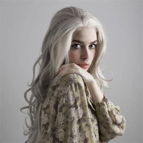 Vintage Grayish Blonde Long Wavy Synthetic Lace Front Wig All