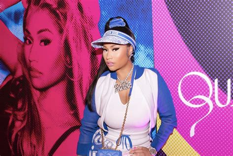 Nicki Minaj S Super Freaky Girl Set To Debut At No 1 On Hot 100 Urban Islandz