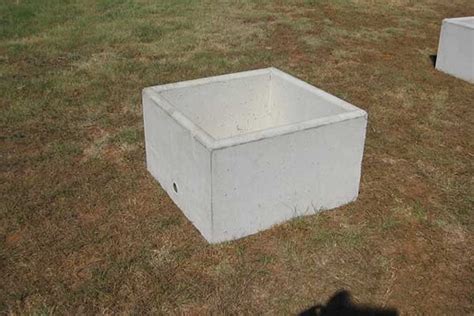 Small Water Trough | JMJ | Concrete Troughs