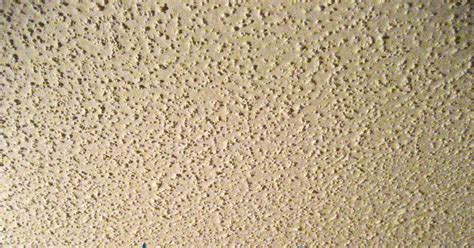 31 diy: How to Remove Popcorn Ceiling Texture {tutorial}