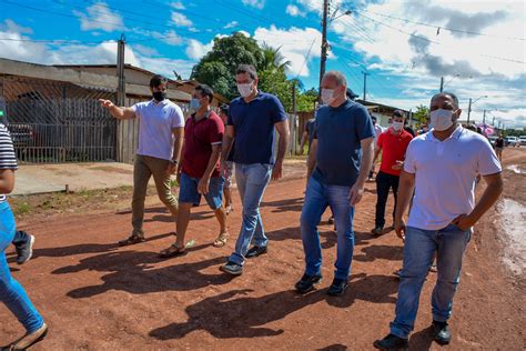 Moradores Dos Bairros Morada Das Palmeiras E Arax Recebem Visita Do