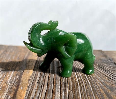 Jade Carvings – Jade Mine Canada