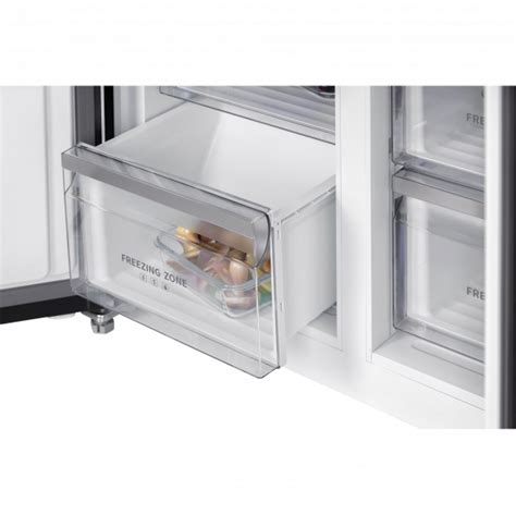 Холодильник HIBERG RFQ-600DX NFGY Inverter