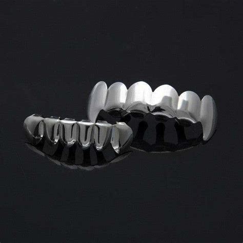 Vampire Silver Fang Grillz [Full Set] – Rhino Grillz