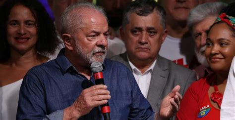 Não existem dois Brasis diz Lula em primeiro pronunciamento