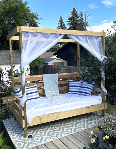 Outdoor Canopy Daybed - First Project! | Ana White