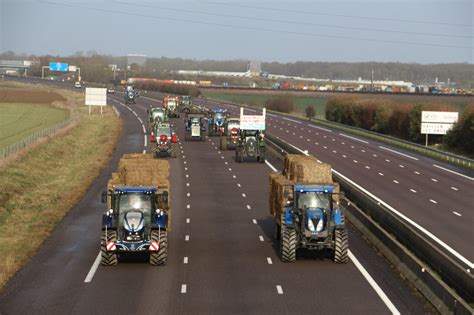 Col Re Des Agriculteurs De Nombreuses Autoroutes Encore Bloqu Es Ce