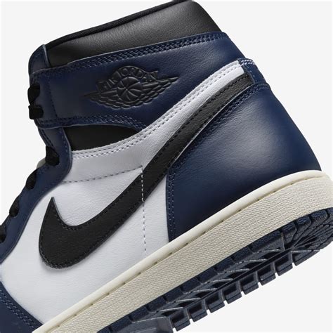 【2024年 914 発売】ナイキ エア ジョーダン 1 レトロ ハイ Og “ミッドナイトネイビー” Nike Air Jordan 1 Retro High Og “midnight