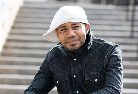 paul  miller dj spooky aka  subliminal kid tonspur fur einen
