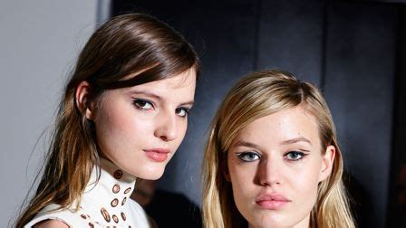 Tips Lleva Los Labios Nude Sin Perder El Color De Tu Rostro Glamour