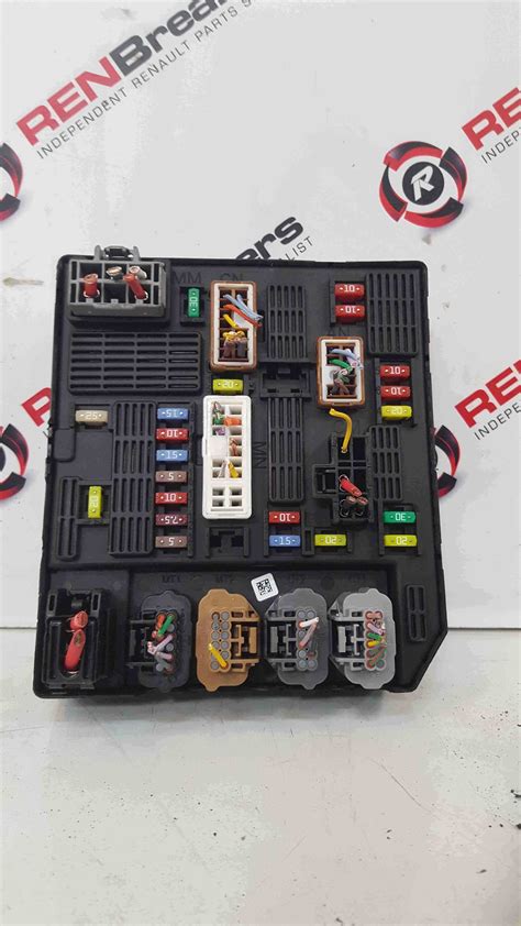 Renault Scenic Mk Engine Fuse Box Upc Unit B R