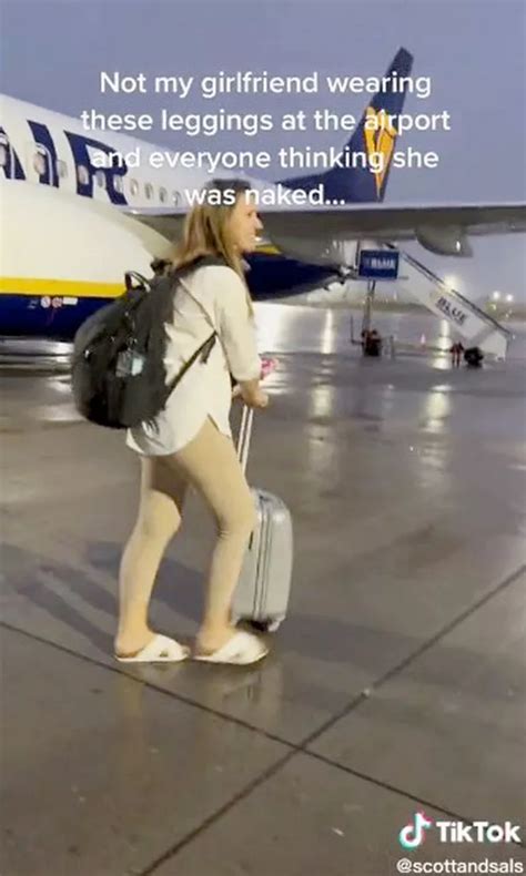 Naked Woman Leaves Plane Passengers Gobsmacked By Outfit Choice At