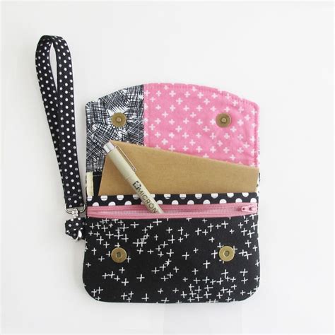 Zip Pocket Pouch Wristlet Pdf Sewing Pattern —