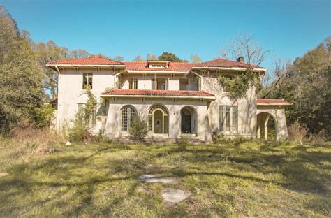 Abandoned Houses For Sale In The US What You Need To Know Before You