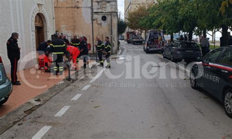 Cade In Casa Anziana Di Villammare Salvata Dai Vigili Del Fuoco