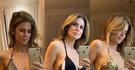 La Ola Nude Flavia Palmiero Se Selfi Al Natural Frente Al Espejo Infobae